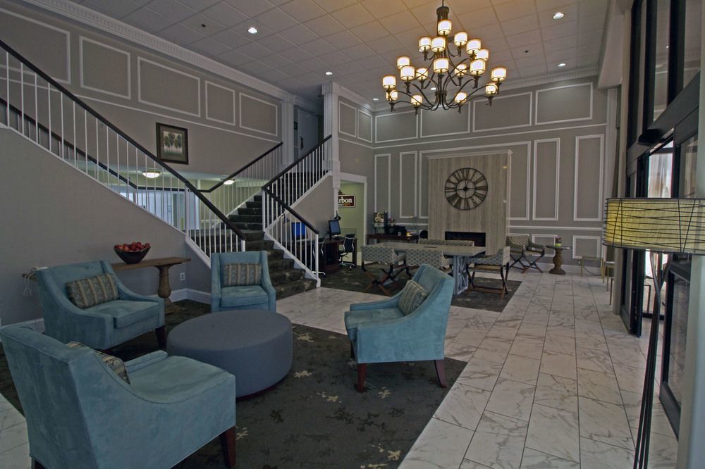 Best Western Williamsburg Historic District Exteriör bild